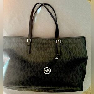 Michael Kors Signature Black/black Tote